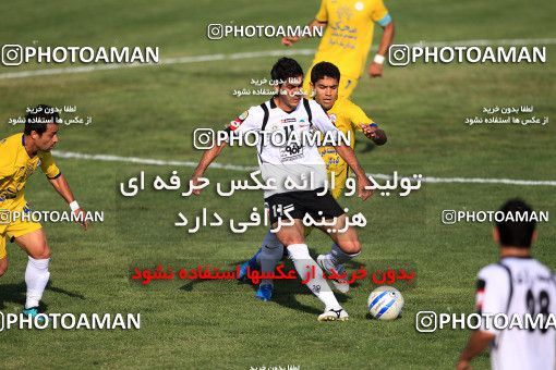 1071615, Tehran, [*parameter:4*], لیگ برتر فوتبال ایران، Persian Gulf Cup، Week 9، First Leg، Naft Tehran 0 v 0 Sepahan on 2010/09/17 at Shahid Dastgerdi Stadium