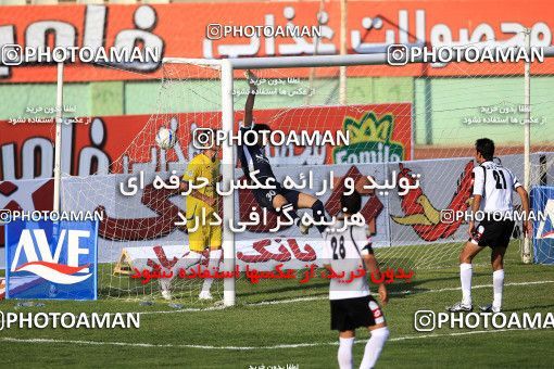 1071598, Tehran, [*parameter:4*], لیگ برتر فوتبال ایران، Persian Gulf Cup، Week 9، First Leg، Naft Tehran 0 v 0 Sepahan on 2010/09/17 at Shahid Dastgerdi Stadium