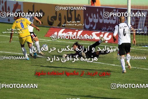 1071546, Tehran, [*parameter:4*], لیگ برتر فوتبال ایران، Persian Gulf Cup، Week 9، First Leg، Naft Tehran 0 v 0 Sepahan on 2010/09/17 at Shahid Dastgerdi Stadium