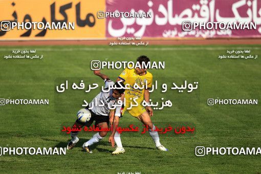 1071475, Tehran, [*parameter:4*], لیگ برتر فوتبال ایران، Persian Gulf Cup، Week 9، First Leg، Naft Tehran 0 v 0 Sepahan on 2010/09/17 at Shahid Dastgerdi Stadium