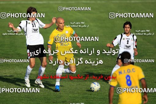 1071456, Tehran, [*parameter:4*], لیگ برتر فوتبال ایران، Persian Gulf Cup، Week 9، First Leg، Naft Tehran 0 v 0 Sepahan on 2010/09/17 at Shahid Dastgerdi Stadium