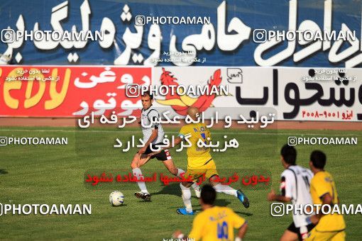 1071464, Tehran, [*parameter:4*], لیگ برتر فوتبال ایران، Persian Gulf Cup، Week 9، First Leg، Naft Tehran 0 v 0 Sepahan on 2010/09/17 at Shahid Dastgerdi Stadium