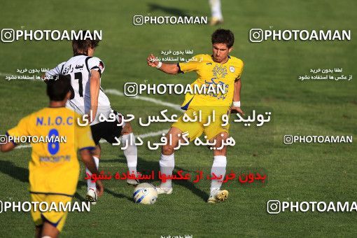 1071443, Tehran, [*parameter:4*], لیگ برتر فوتبال ایران، Persian Gulf Cup، Week 9، First Leg، Naft Tehran 0 v 0 Sepahan on 2010/09/17 at Shahid Dastgerdi Stadium