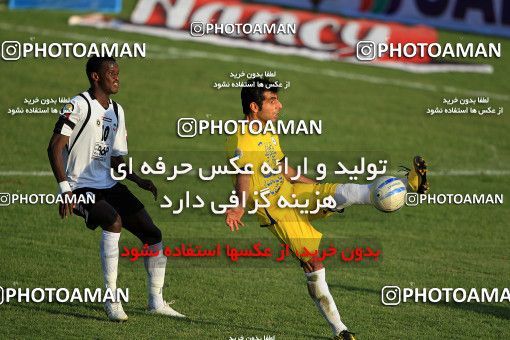 1071668, Tehran, [*parameter:4*], لیگ برتر فوتبال ایران، Persian Gulf Cup، Week 9، First Leg، Naft Tehran 0 v 0 Sepahan on 2010/09/17 at Shahid Dastgerdi Stadium