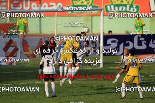1071462, Tehran, [*parameter:4*], لیگ برتر فوتبال ایران، Persian Gulf Cup، Week 9، First Leg، Naft Tehran 0 v 0 Sepahan on 2010/09/17 at Shahid Dastgerdi Stadium