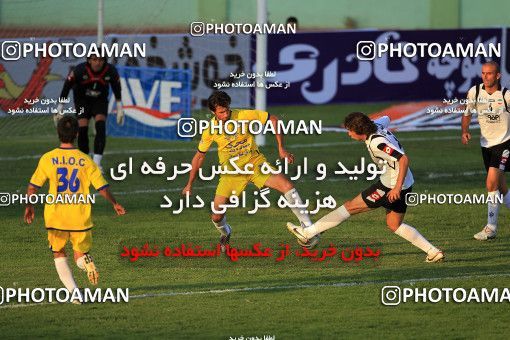 1071566, Tehran, [*parameter:4*], لیگ برتر فوتبال ایران، Persian Gulf Cup، Week 9، First Leg، 2010/09/17، Naft Tehran 0 - 0 Sepahan