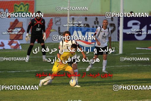 1071476, Tehran, [*parameter:4*], لیگ برتر فوتبال ایران، Persian Gulf Cup، Week 9، First Leg، 2010/09/17، Naft Tehran 0 - 0 Sepahan