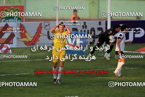 1071675, Tehran, [*parameter:4*], لیگ برتر فوتبال ایران، Persian Gulf Cup، Week 9، First Leg، Naft Tehran 0 v 0 Sepahan on 2010/09/17 at Shahid Dastgerdi Stadium