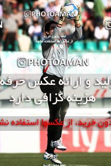 1072193, Isfahan,Fooladshahr, Iran, AFC Champions League 2010, Semi-Finals, Second Leg, Zob Ahan Esfahan 1 v 0 Al-Hilal FC on 2010/10/06 at Foolad Shahr Stadium
