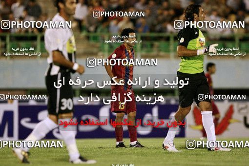 1072775, Qom, Iran, لیگ برتر فوتبال ایران، Persian Gulf Cup، Week 8، First Leg، Saba Qom 1 v 0 Steel Azin on 2010/09/11 at Yadegar-e Emam Stadium Qom
