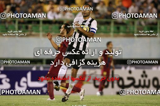 1072772, Qom, Iran, لیگ برتر فوتبال ایران، Persian Gulf Cup، Week 8، First Leg، Saba Qom 1 v 0 Steel Azin on 2010/09/11 at Yadegar-e Emam Stadium Qom