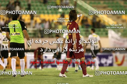 1072716, Qom, Iran, لیگ برتر فوتبال ایران، Persian Gulf Cup، Week 8، First Leg، Saba Qom 1 v 0 Steel Azin on 2010/09/11 at Yadegar-e Emam Stadium Qom