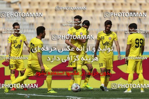 1086110, لیگ برتر فوتبال ایران، Persian Gulf Cup، Week 26، Second Leg، 2018/03/29، Tehran، Takhti Stadium، Naft Tehran 1 - 2 Esteghlal