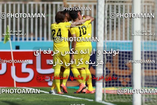 1085346, Tehran, [*parameter:4*], لیگ برتر فوتبال ایران، Persian Gulf Cup، Week 26، Second Leg، Naft Tehran 1 v 2 Esteghlal on 2018/03/29 at Takhti Stadium