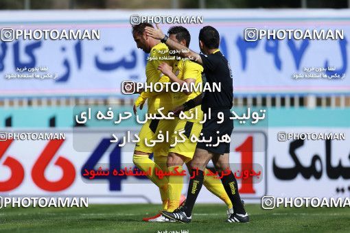 1085951, Tehran, [*parameter:4*], لیگ برتر فوتبال ایران، Persian Gulf Cup، Week 26، Second Leg، Naft Tehran 1 v 2 Esteghlal on 2018/03/29 at Takhti Stadium