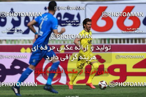 1085722, Tehran, [*parameter:4*], لیگ برتر فوتبال ایران، Persian Gulf Cup، Week 26، Second Leg، Naft Tehran 1 v 2 Esteghlal on 2018/03/29 at Takhti Stadium