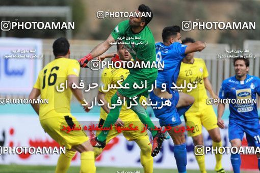 1085518, Tehran, [*parameter:4*], لیگ برتر فوتبال ایران، Persian Gulf Cup، Week 26، Second Leg، Naft Tehran 1 v 2 Esteghlal on 2018/03/29 at Takhti Stadium