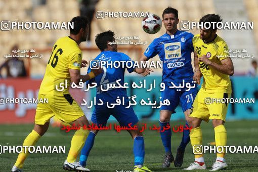 1085712, Tehran, [*parameter:4*], لیگ برتر فوتبال ایران، Persian Gulf Cup، Week 26، Second Leg، Naft Tehran 1 v 2 Esteghlal on 2018/03/29 at Takhti Stadium