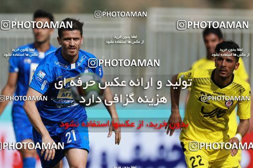 1085919, Tehran, [*parameter:4*], لیگ برتر فوتبال ایران، Persian Gulf Cup، Week 26، Second Leg، Naft Tehran 1 v 2 Esteghlal on 2018/03/29 at Takhti Stadium