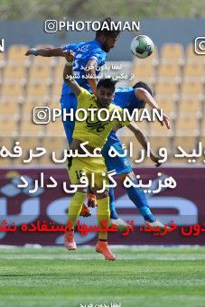 1074186, Tehran, [*parameter:4*], لیگ برتر فوتبال ایران، Persian Gulf Cup، Week 26، Second Leg، Naft Tehran 1 v 2 Esteghlal on 2018/03/29 at Takhti Stadium