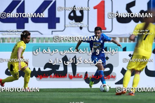 1074327, Tehran, [*parameter:4*], لیگ برتر فوتبال ایران، Persian Gulf Cup، Week 26، Second Leg، Naft Tehran 1 v 2 Esteghlal on 2018/03/29 at Takhti Stadium