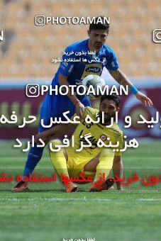 1074374, Tehran, [*parameter:4*], لیگ برتر فوتبال ایران، Persian Gulf Cup، Week 26، Second Leg، Naft Tehran 1 v 2 Esteghlal on 2018/03/29 at Takhti Stadium