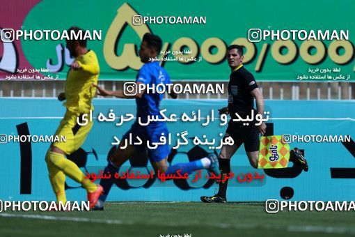 1074336, Tehran, [*parameter:4*], لیگ برتر فوتبال ایران، Persian Gulf Cup، Week 26، Second Leg، Naft Tehran 1 v 2 Esteghlal on 2018/03/29 at Takhti Stadium