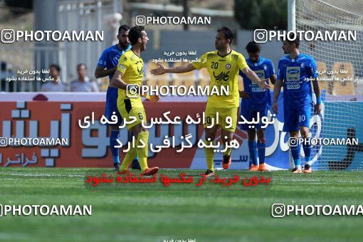 1074357, Tehran, [*parameter:4*], لیگ برتر فوتبال ایران، Persian Gulf Cup، Week 26، Second Leg، Naft Tehran 1 v 2 Esteghlal on 2018/03/29 at Takhti Stadium