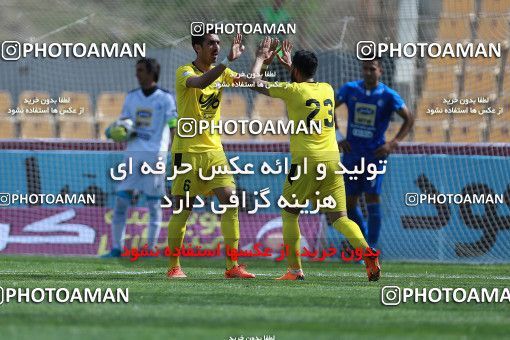 1074201, Tehran, [*parameter:4*], لیگ برتر فوتبال ایران، Persian Gulf Cup، Week 26، Second Leg، Naft Tehran 1 v 2 Esteghlal on 2018/03/29 at Takhti Stadium