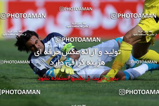 1073904, Tehran, [*parameter:4*], لیگ برتر فوتبال ایران، Persian Gulf Cup، Week 26، Second Leg، Naft Tehran 1 v 2 Esteghlal on 2018/03/29 at Takhti Stadium