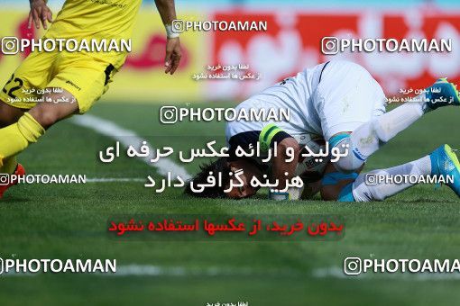 1074272, Tehran, [*parameter:4*], لیگ برتر فوتبال ایران، Persian Gulf Cup، Week 26، Second Leg، Naft Tehran 1 v 2 Esteghlal on 2018/03/29 at Takhti Stadium