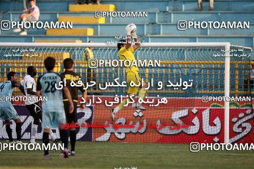 1075621, Qazvin, [*parameter:4*], لیگ برتر فوتبال ایران، Persian Gulf Cup، Week 2، First Leg، Paykan 0 v 1 Shahin Boushehr on 2010/08/01 at Shahid Rajai Stadium