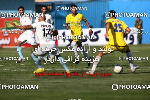 1076267, Qazvin, [*parameter:4*], لیگ برتر فوتبال ایران، Persian Gulf Cup، Week 8، First Leg، Paykan 1 v 3 Naft Tehran on 2010/09/10 at Shahid Rajai Stadium