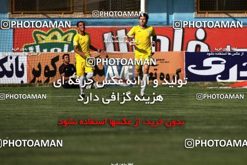 1076264, Qazvin, [*parameter:4*], لیگ برتر فوتبال ایران، Persian Gulf Cup، Week 8، First Leg، Paykan 1 v 3 Naft Tehran on 2010/09/10 at Shahid Rajai Stadium