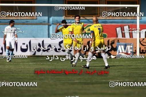 1076281, Qazvin, [*parameter:4*], لیگ برتر فوتبال ایران، Persian Gulf Cup، Week 8، First Leg، Paykan 1 v 3 Naft Tehran on 2010/09/10 at Shahid Rajai Stadium