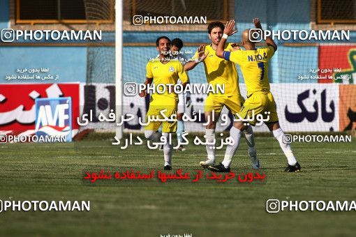 1076188, Qazvin, [*parameter:4*], لیگ برتر فوتبال ایران، Persian Gulf Cup، Week 8، First Leg، Paykan 1 v 3 Naft Tehran on 2010/09/10 at Shahid Rajai Stadium