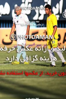 1076150, Qazvin, [*parameter:4*], لیگ برتر فوتبال ایران، Persian Gulf Cup، Week 8، First Leg، Paykan 1 v 3 Naft Tehran on 2010/09/10 at Shahid Rajai Stadium
