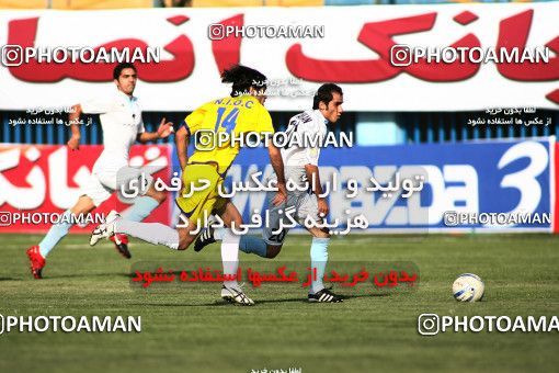 1076251, Qazvin, [*parameter:4*], لیگ برتر فوتبال ایران، Persian Gulf Cup، Week 8، First Leg، Paykan 1 v 3 Naft Tehran on 2010/09/10 at Shahid Rajai Stadium
