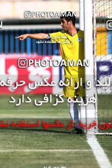 1076289, Qazvin, [*parameter:4*], لیگ برتر فوتبال ایران، Persian Gulf Cup، Week 8، First Leg، Paykan 1 v 3 Naft Tehran on 2010/09/10 at Shahid Rajai Stadium