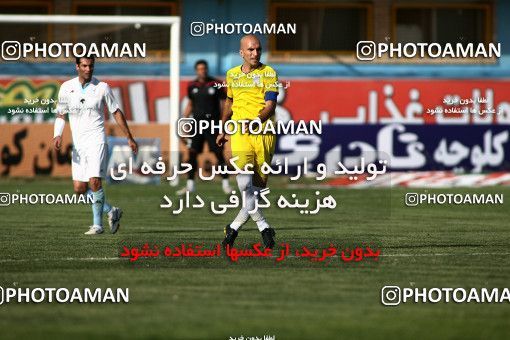 1076337, Qazvin, [*parameter:4*], لیگ برتر فوتبال ایران، Persian Gulf Cup، Week 8، First Leg، Paykan 1 v 3 Naft Tehran on 2010/09/10 at Shahid Rajai Stadium