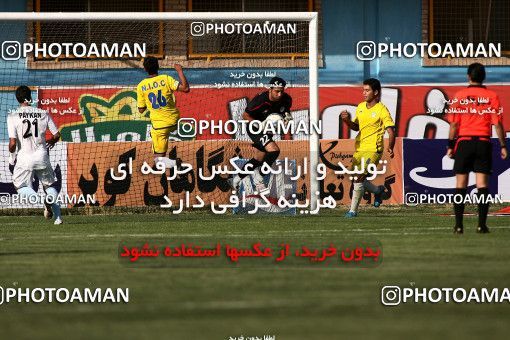 1076311, Qazvin, [*parameter:4*], لیگ برتر فوتبال ایران، Persian Gulf Cup، Week 8، First Leg، Paykan 1 v 3 Naft Tehran on 2010/09/10 at Shahid Rajai Stadium