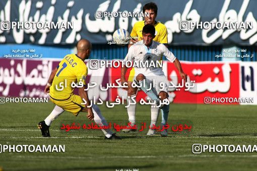 1076355, Qazvin, [*parameter:4*], لیگ برتر فوتبال ایران، Persian Gulf Cup، Week 8، First Leg، Paykan 1 v 3 Naft Tehran on 2010/09/10 at Shahid Rajai Stadium