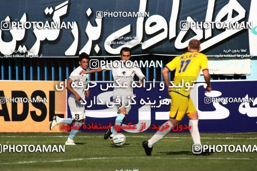 1076249, Qazvin, [*parameter:4*], لیگ برتر فوتبال ایران، Persian Gulf Cup، Week 8، First Leg، Paykan 1 v 3 Naft Tehran on 2010/09/10 at Shahid Rajai Stadium