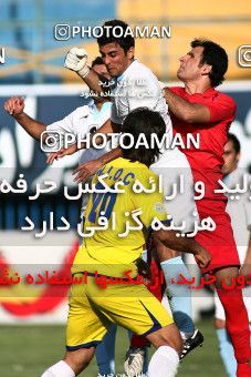 1076185, Qazvin, [*parameter:4*], لیگ برتر فوتبال ایران، Persian Gulf Cup، Week 8، First Leg، Paykan 1 v 3 Naft Tehran on 2010/09/10 at Shahid Rajai Stadium