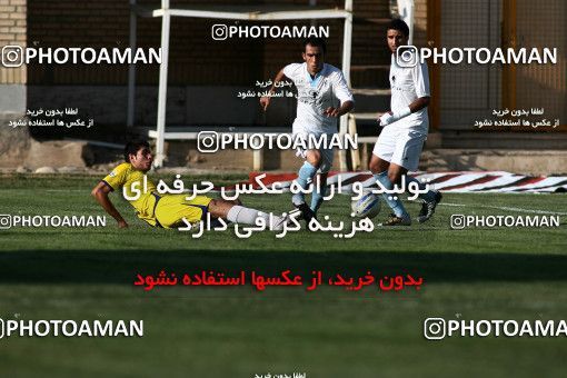 1076274, Qazvin, [*parameter:4*], لیگ برتر فوتبال ایران، Persian Gulf Cup، Week 8، First Leg، Paykan 1 v 3 Naft Tehran on 2010/09/10 at Shahid Rajai Stadium