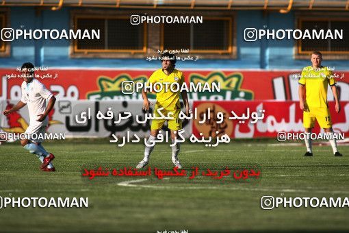 1076263, Qazvin, [*parameter:4*], لیگ برتر فوتبال ایران، Persian Gulf Cup، Week 8، First Leg، Paykan 1 v 3 Naft Tehran on 2010/09/10 at Shahid Rajai Stadium