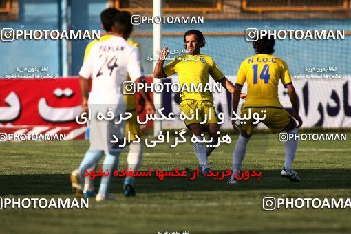 1076204, Qazvin, [*parameter:4*], لیگ برتر فوتبال ایران، Persian Gulf Cup، Week 8، First Leg، Paykan 1 v 3 Naft Tehran on 2010/09/10 at Shahid Rajai Stadium
