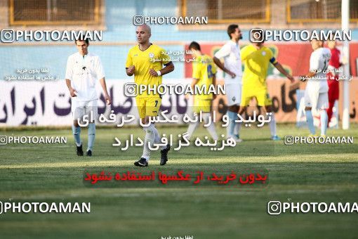 1076217, Qazvin, [*parameter:4*], لیگ برتر فوتبال ایران، Persian Gulf Cup، Week 8، First Leg، Paykan 1 v 3 Naft Tehran on 2010/09/10 at Shahid Rajai Stadium
