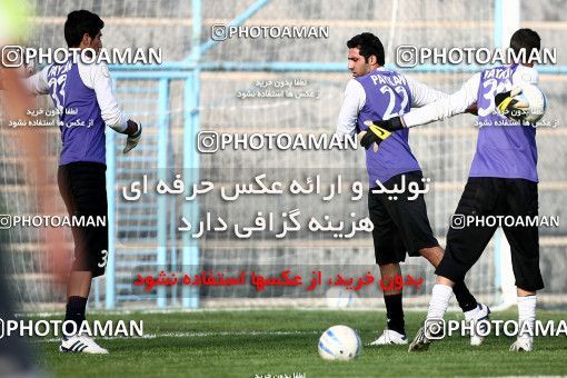 1076382, Tehran, , Paykan Football Team Training Session on 2010/09/27 at Iran Khodro Stadium