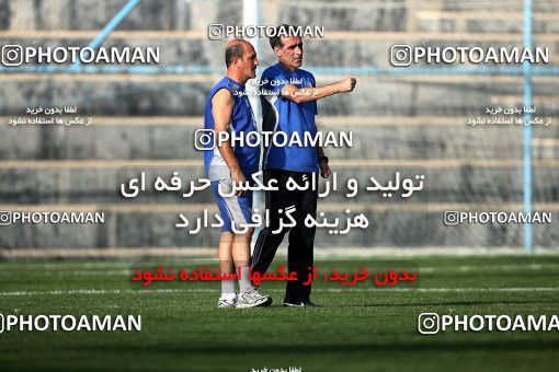 1076505, Tehran, , Paykan Football Team Training Session on 2010/09/27 at Iran Khodro Stadium